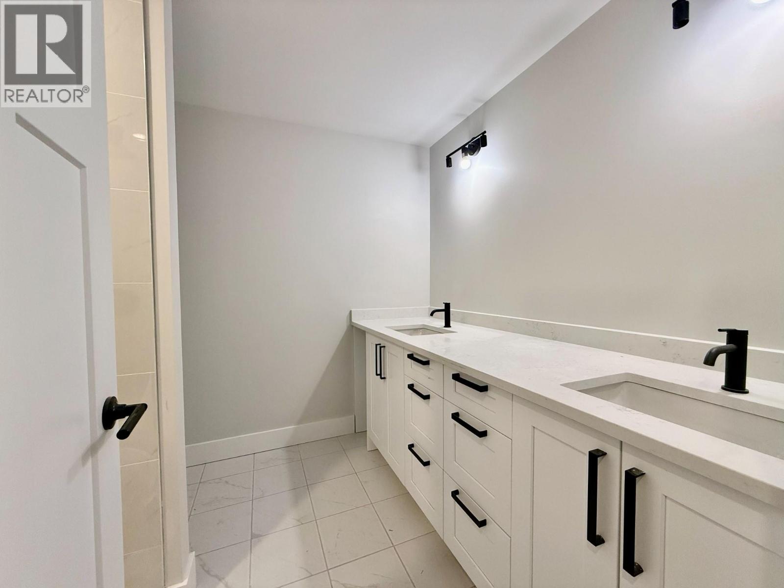 1938 Foxwood Trail Unit# 9, Windermere