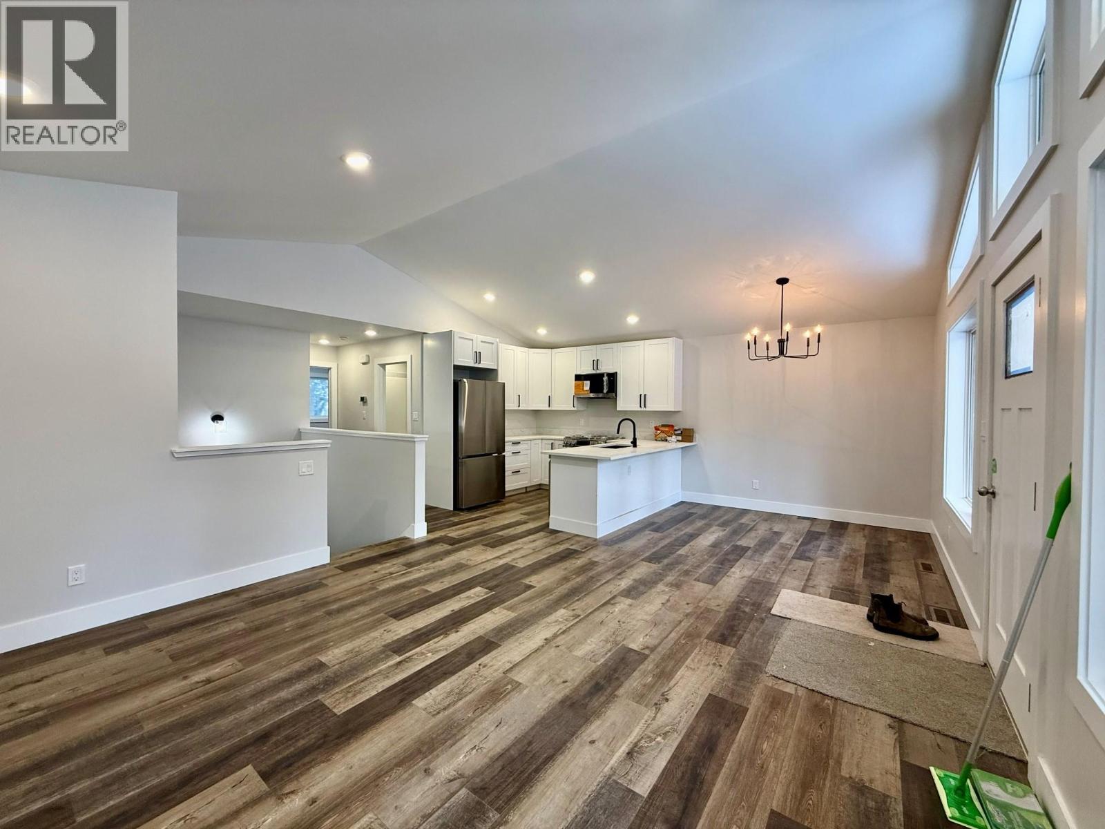 1938 Foxwood Trail Unit# 9, Windermere