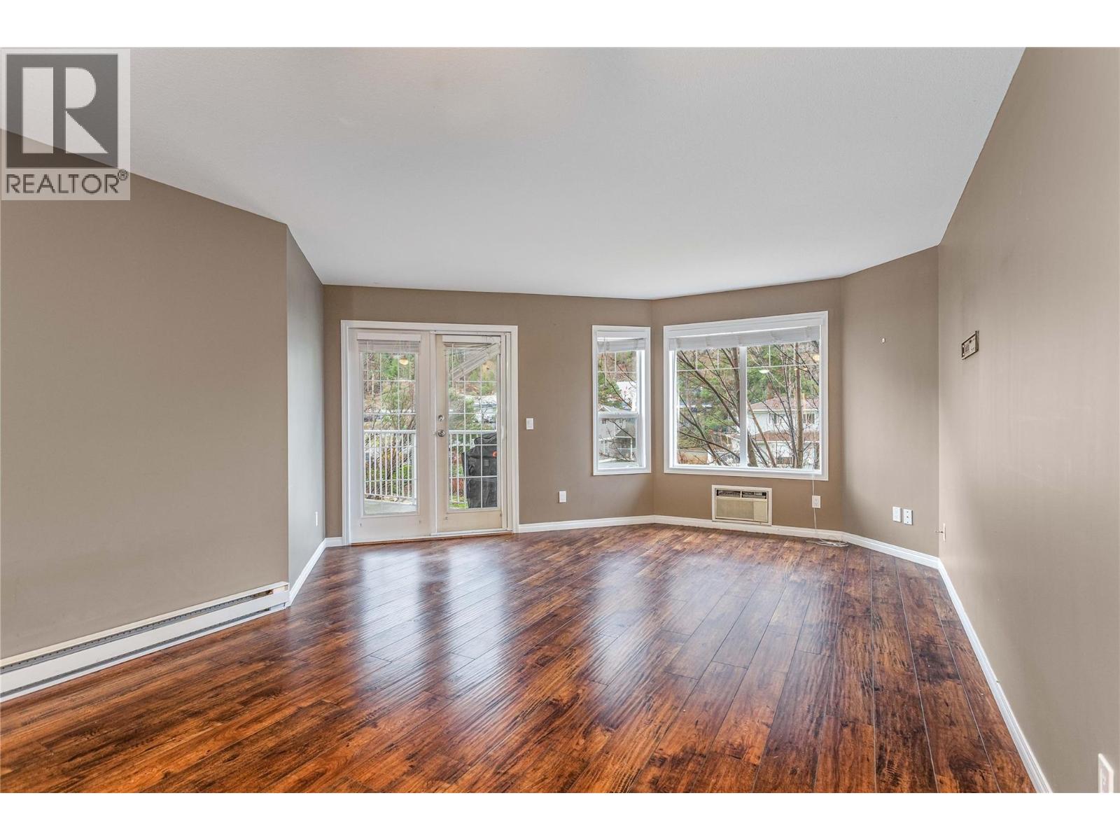 2733 Riffington Place Unit# 102, West Kelowna