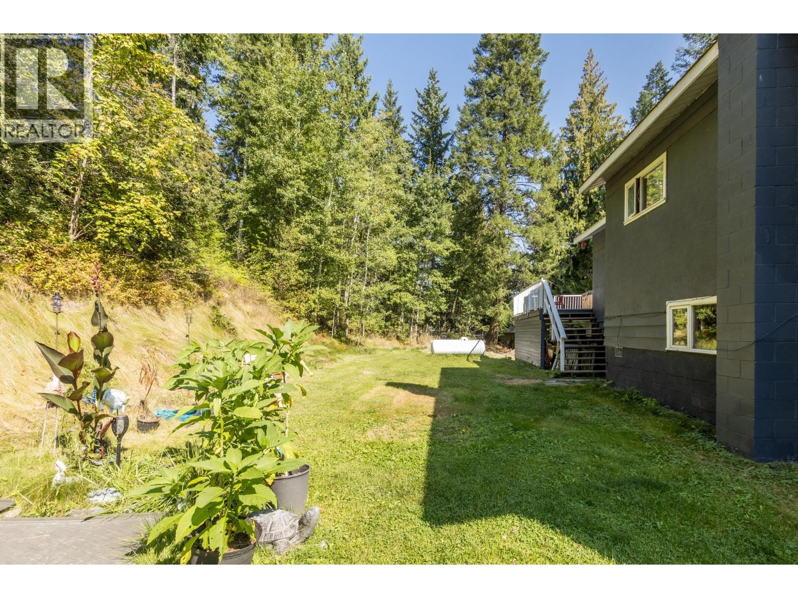 3591 65 Avenue NW, Salmon Arm