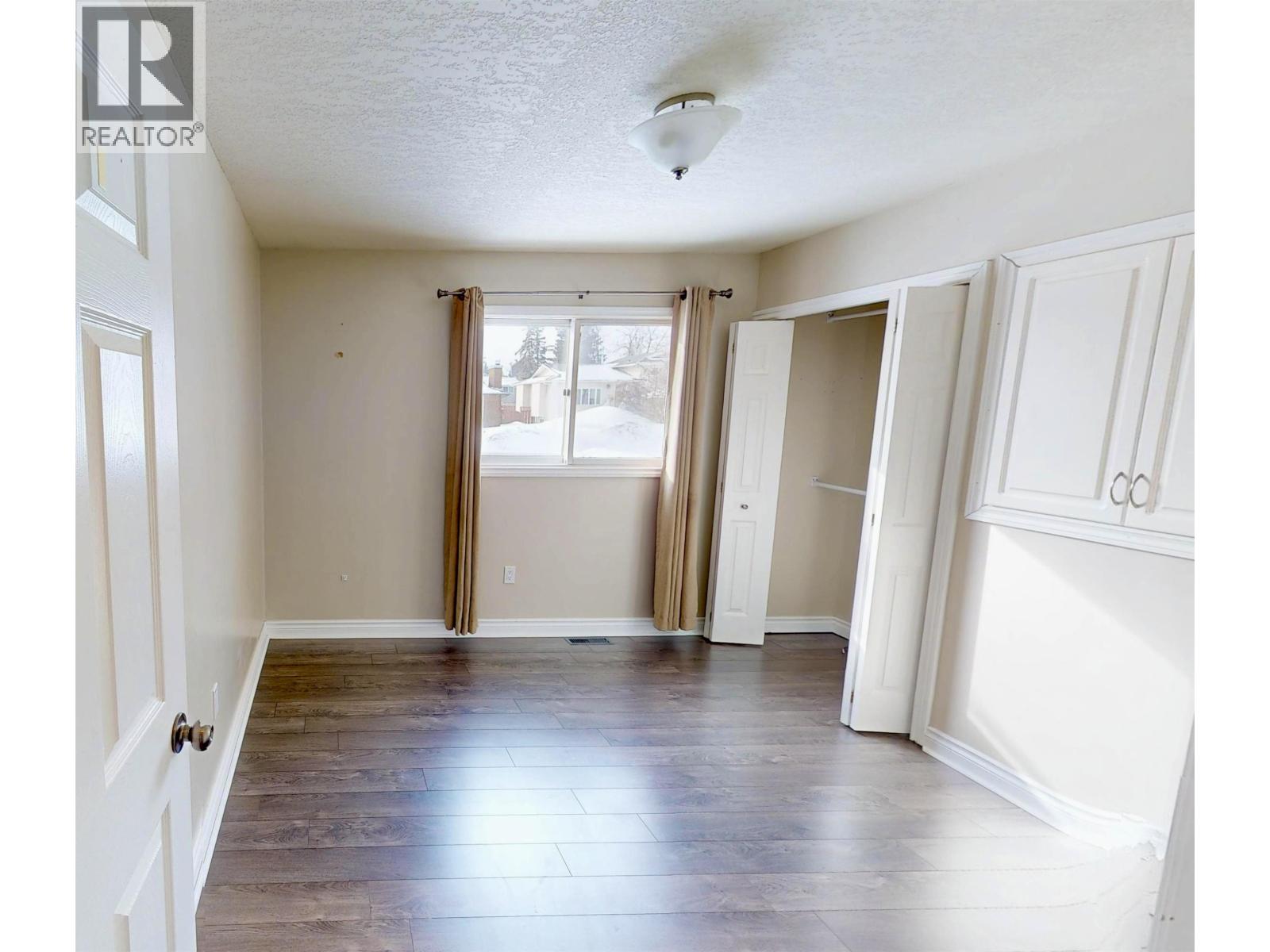 10504 113 AVENUE - 16