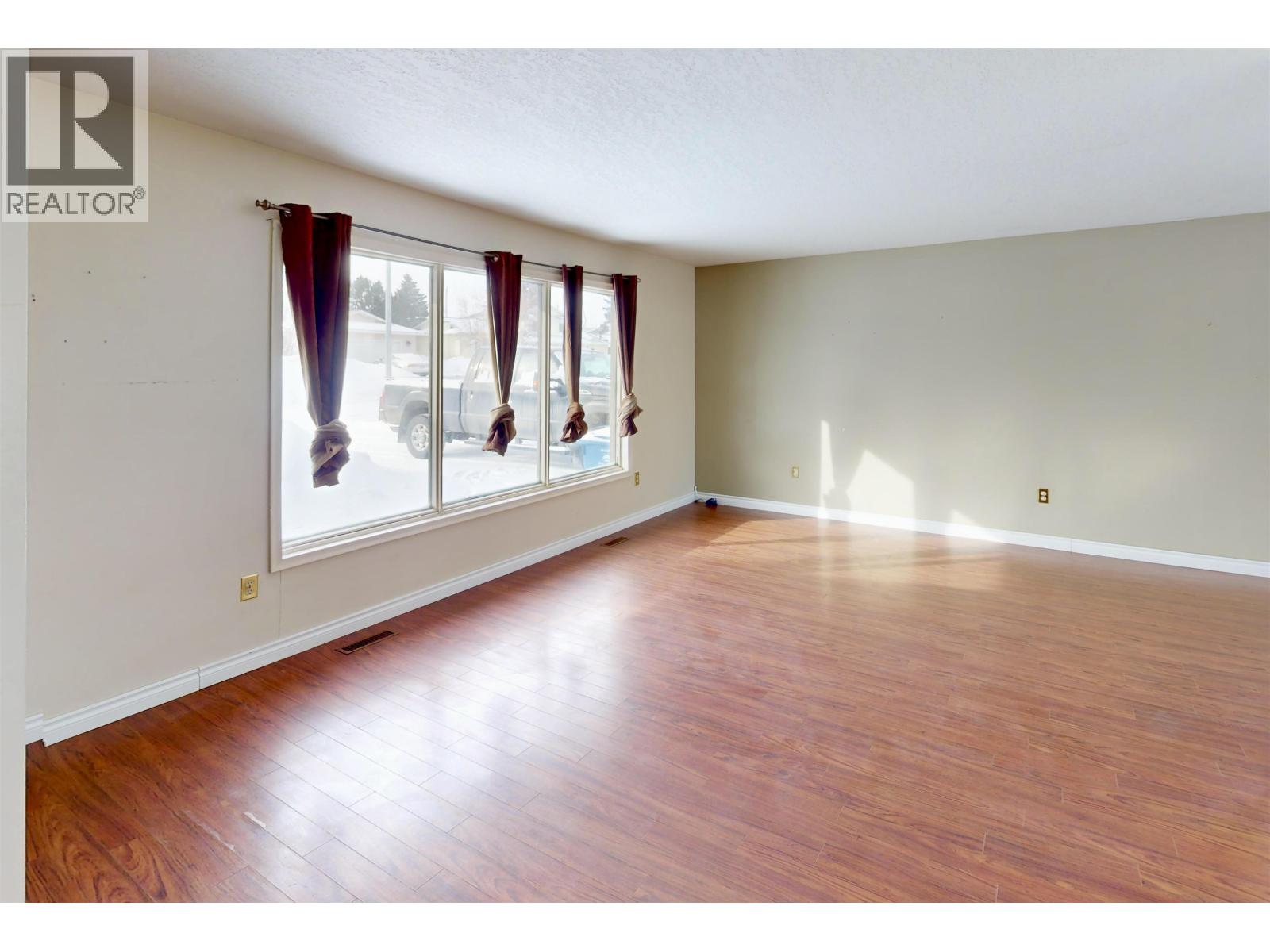 10504 113 AVENUE - 8