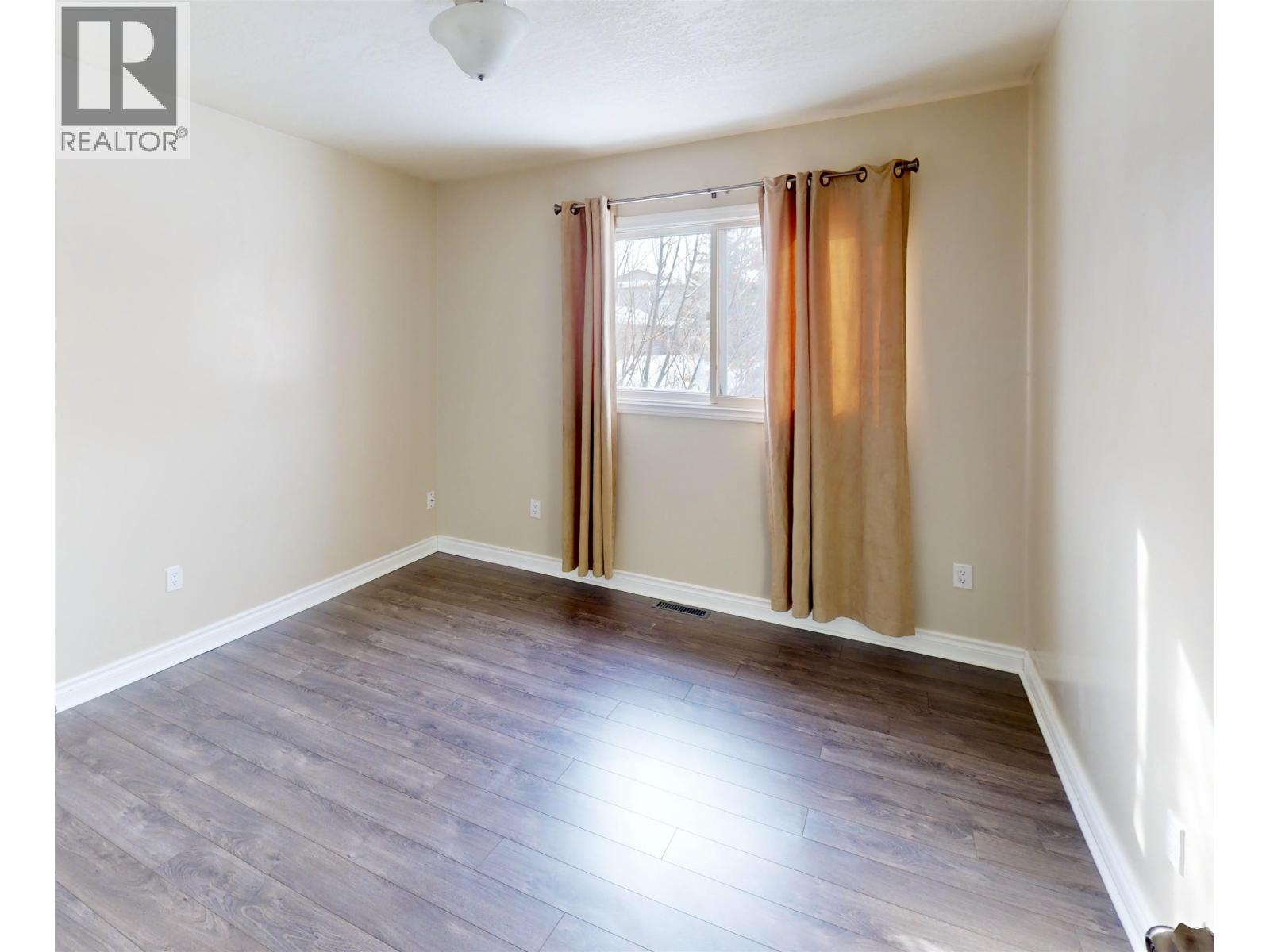 10504 113 AVENUE - 15