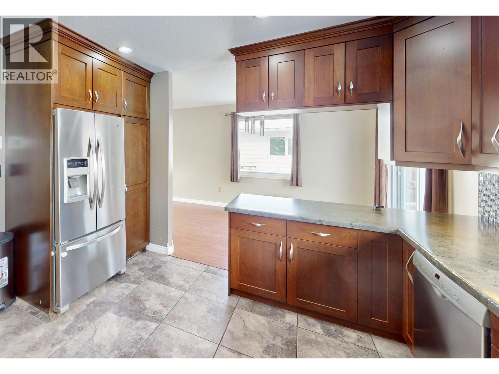 10504 113 AVENUE - 4