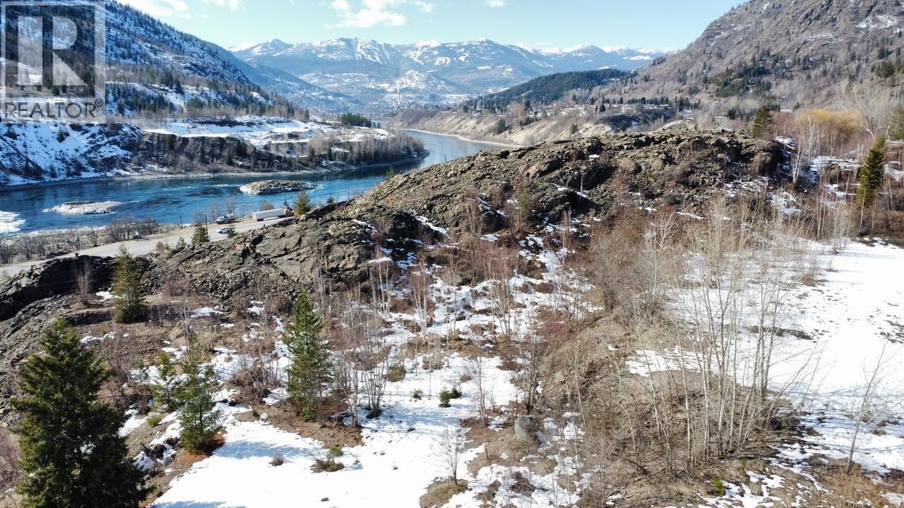 8000 DEVITO DRIVE - 17