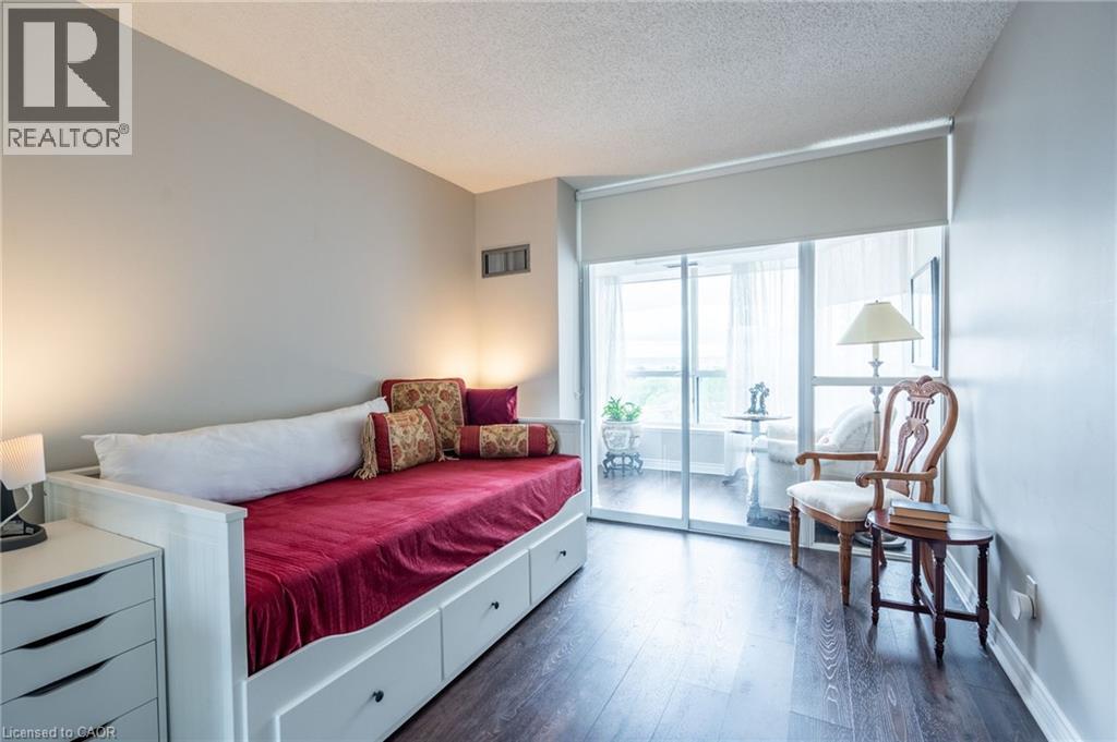 1276 MAPLE CROSSING Boulevard Unit# 1203, Burlington, Ontario, L7S2J9 — Photo 5
