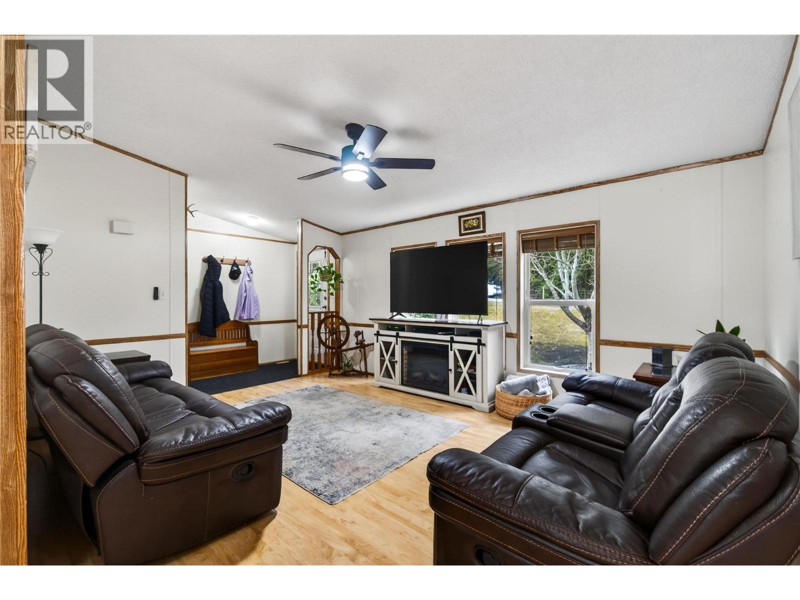 19 West Poirier Road, Mara