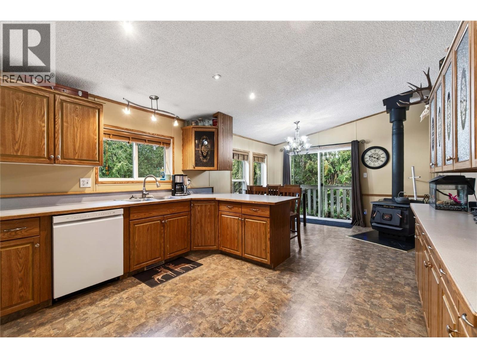 19 West Poirier Road, Mara