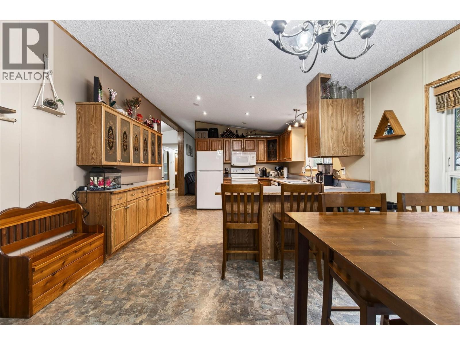 19 West Poirier Road, Mara