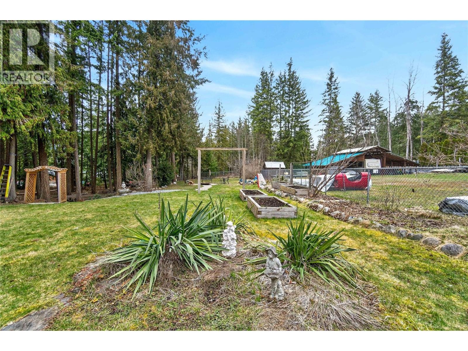 19 West Poirier Road, Mara