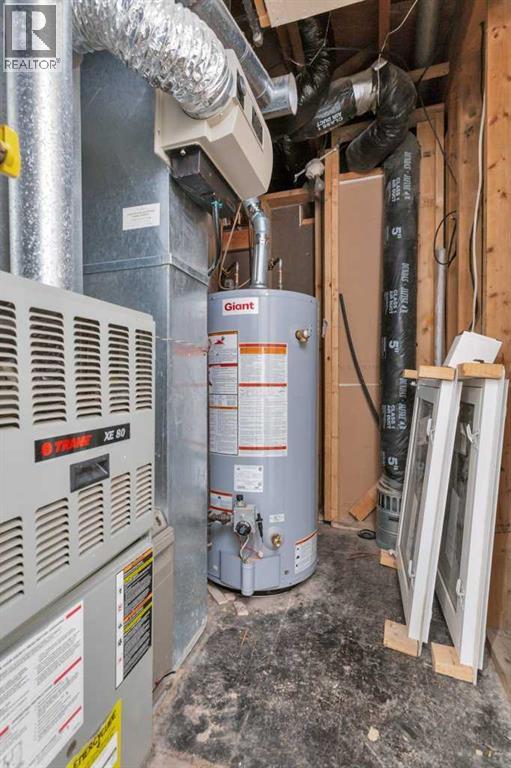 Single Family House Bungalow for Sale in   Avenue Mountview Red Deer 