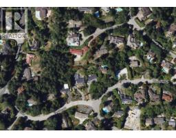 3 4665 Woodridge Place, West Vancouver, BC V7S2X1 Photo 7