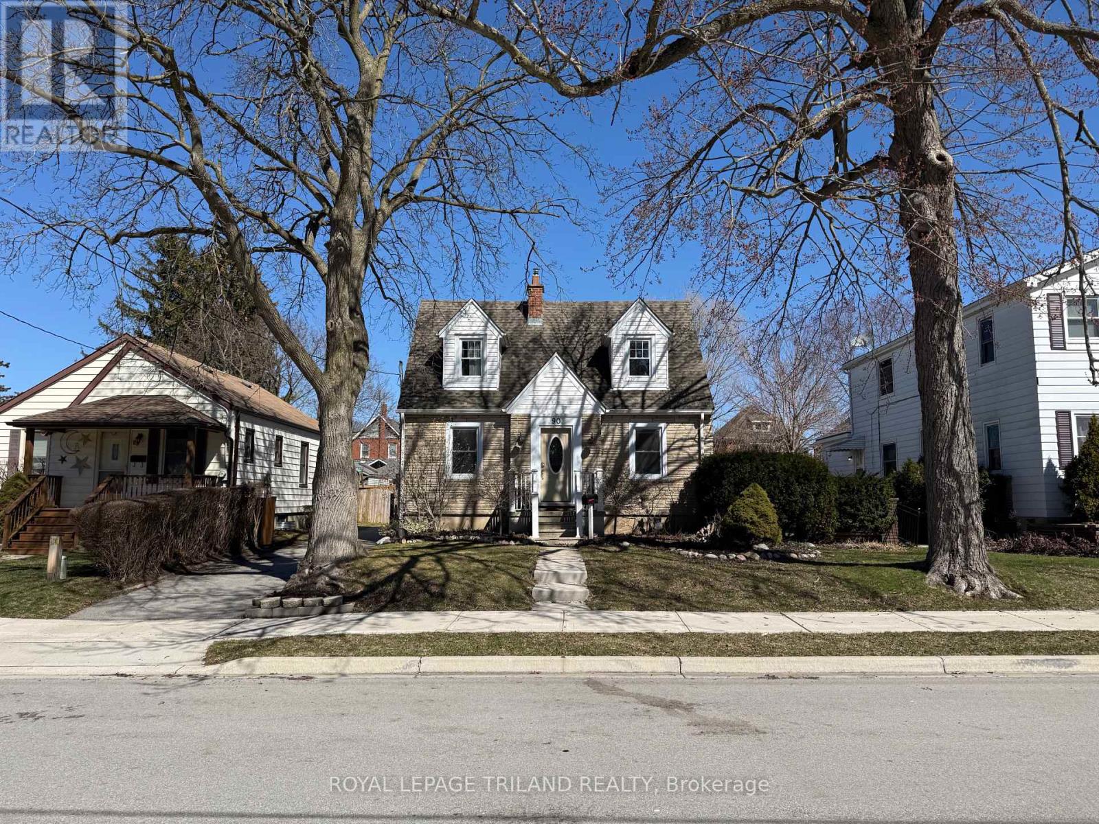 90 LOCUST STREET, St. Thomas, Ontario