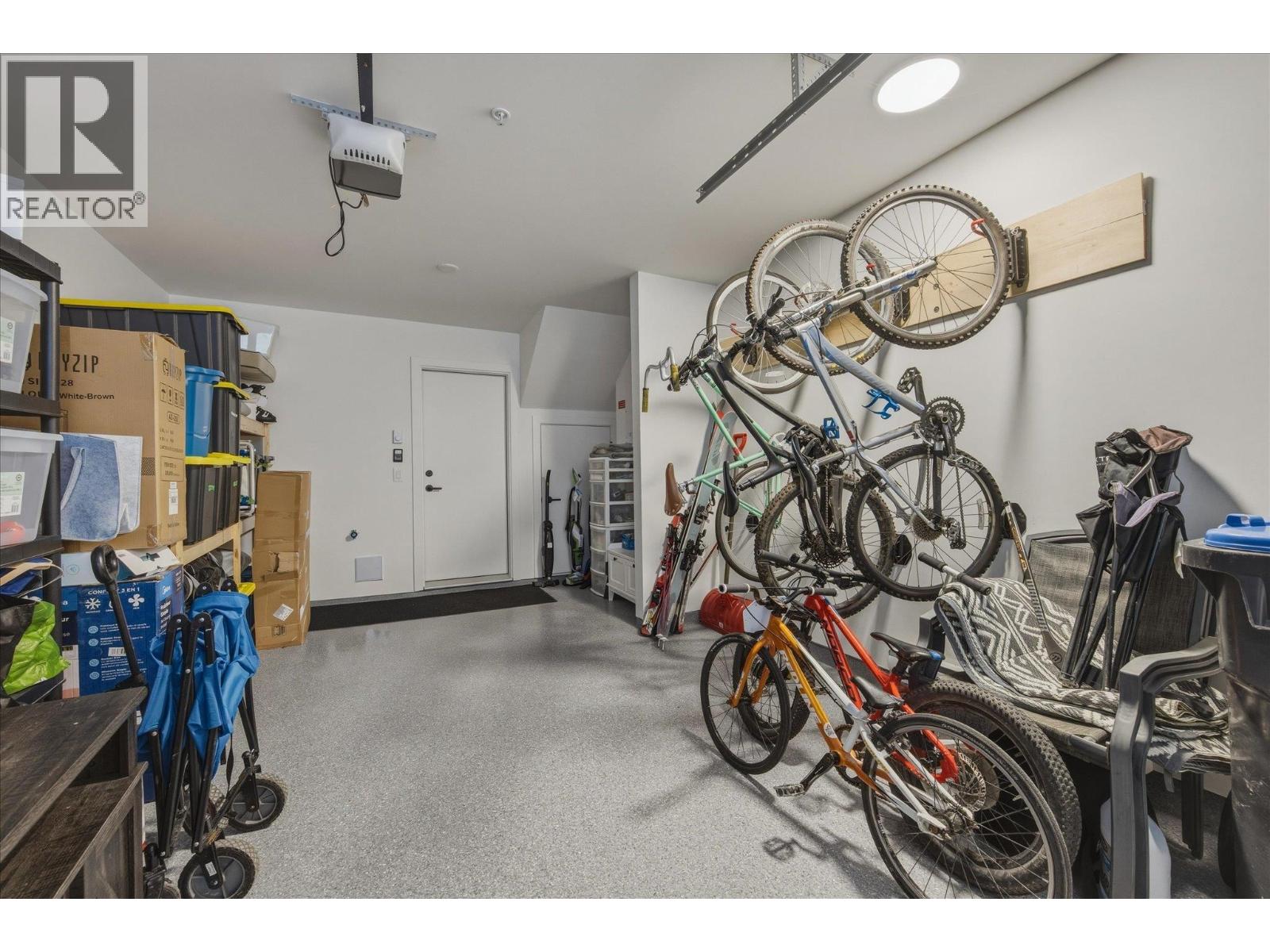 38014 KEEL WAY, Squamish