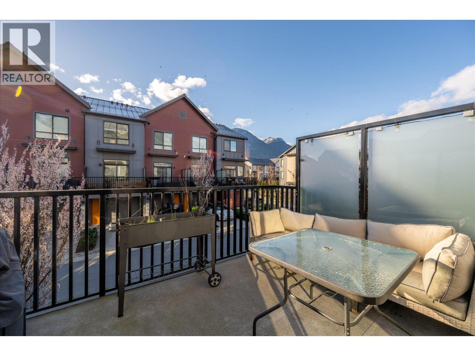 38014 KEEL WAY, Squamish