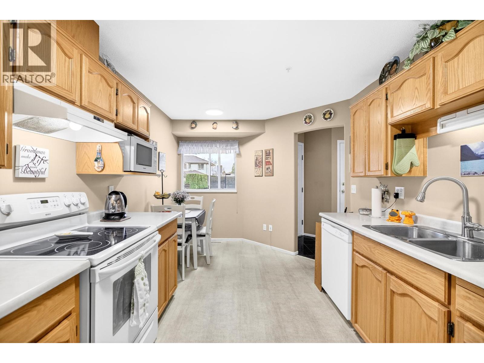 22 12268 189A STREET, Pitt Meadows