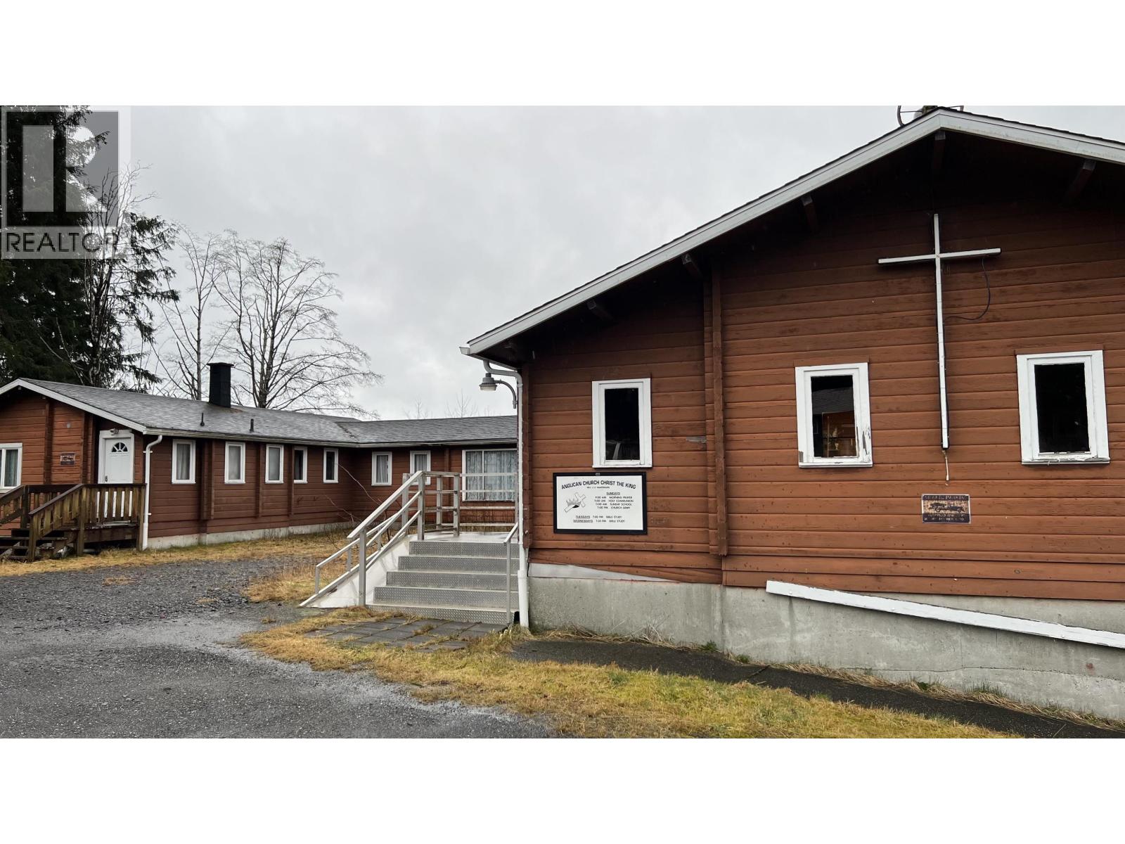 470 EVERGREEN DRIVE - 6
