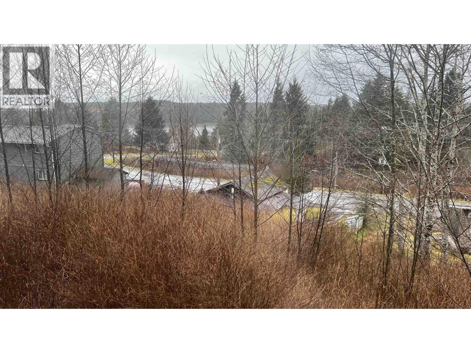 470 EVERGREEN DRIVE - 8