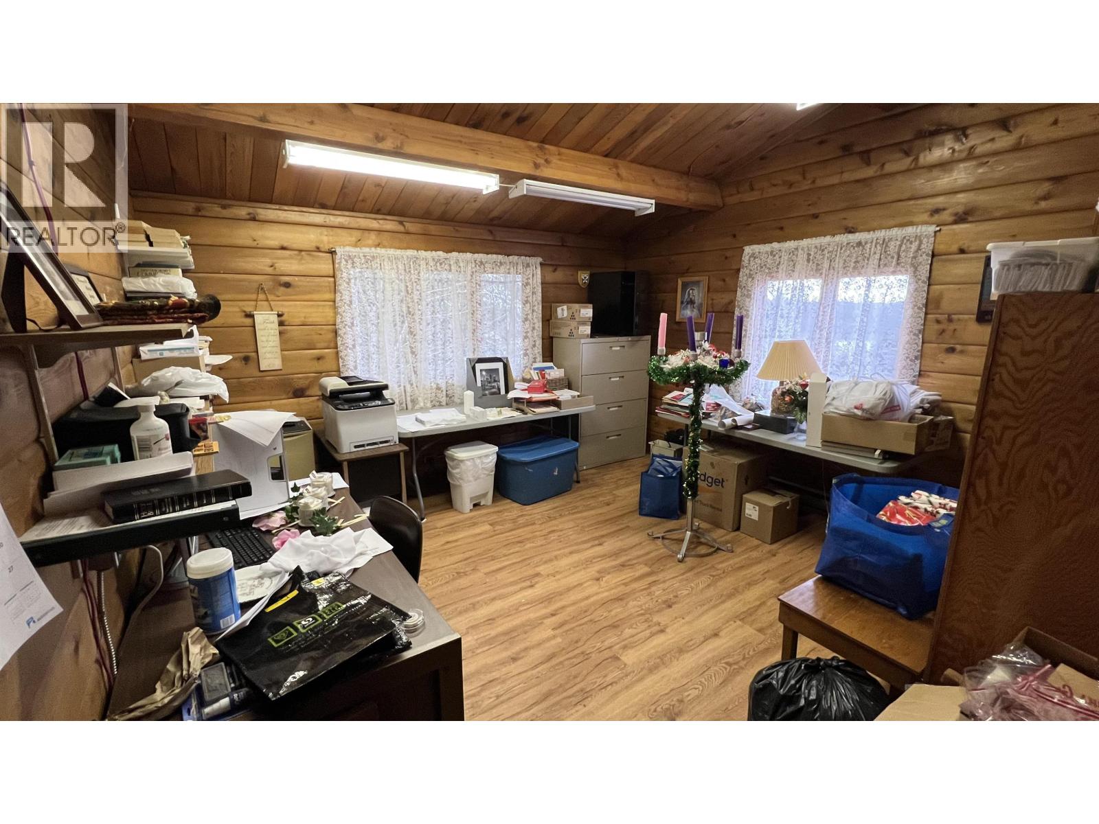 470 EVERGREEN DRIVE - 29