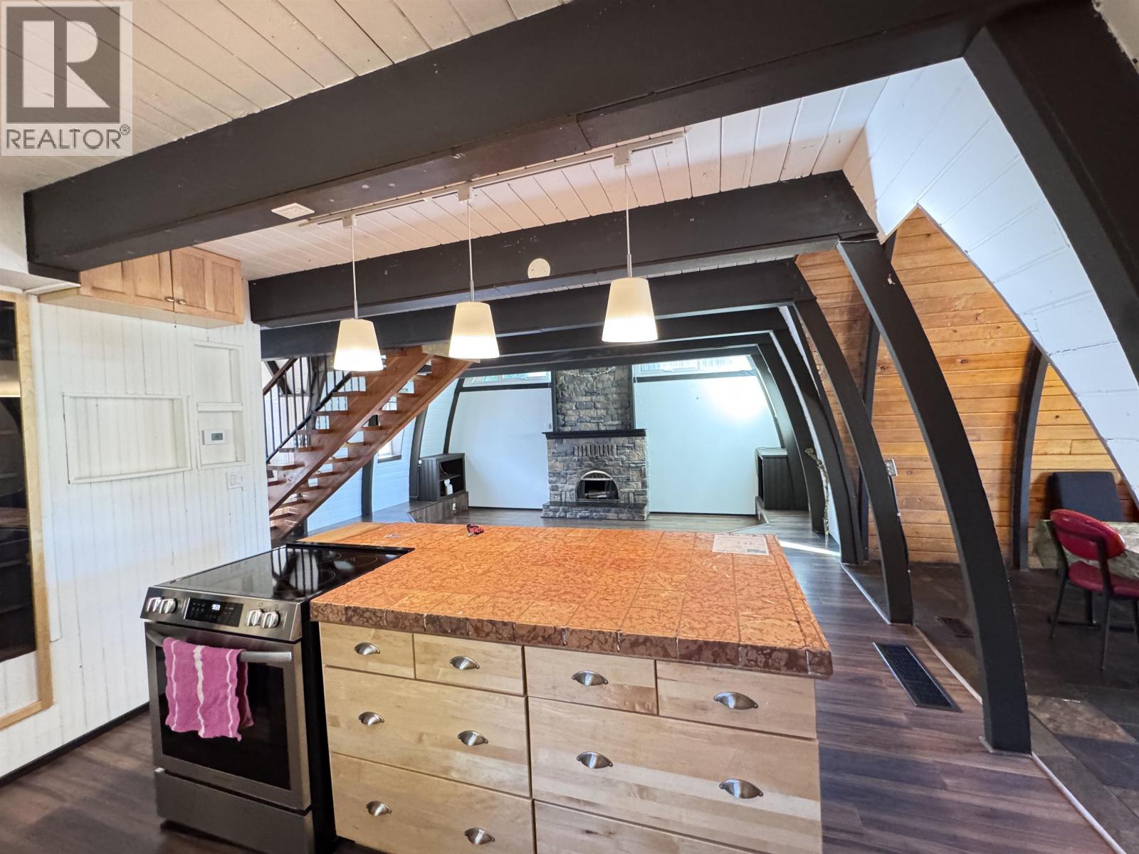 1105 N TWELFTH AVENUE - 3