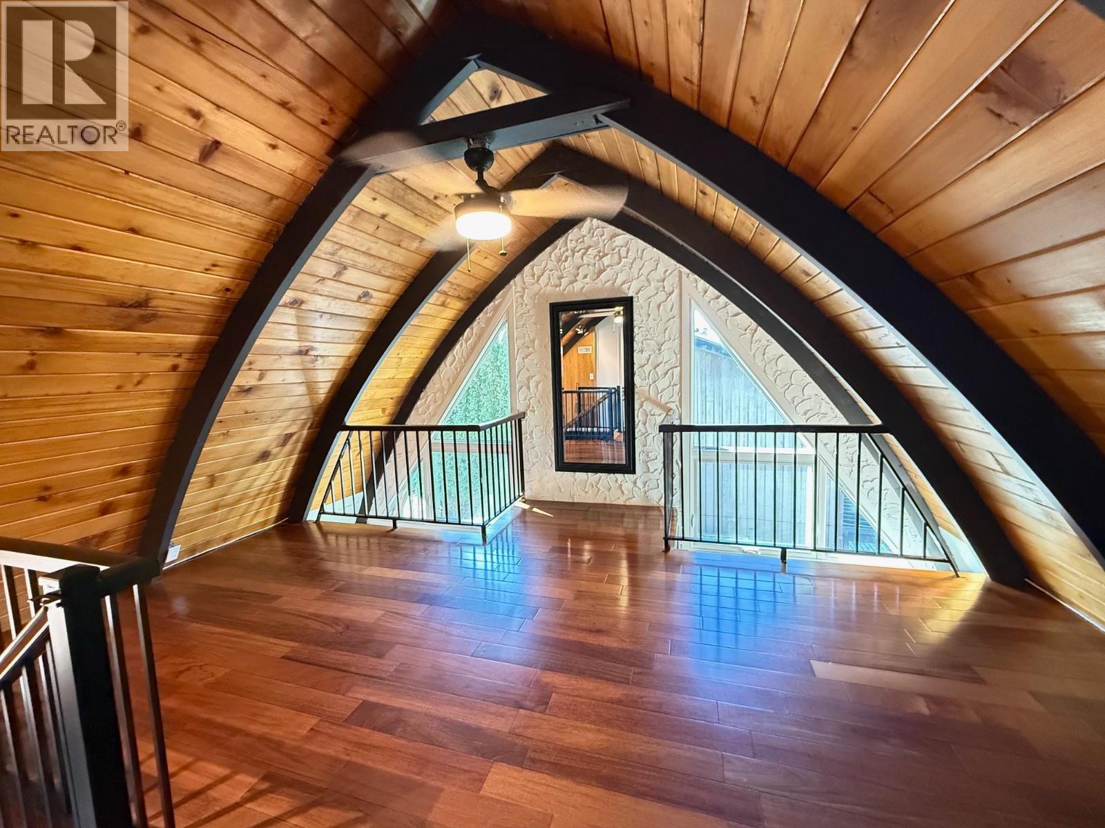 1105 N TWELFTH AVENUE - 12