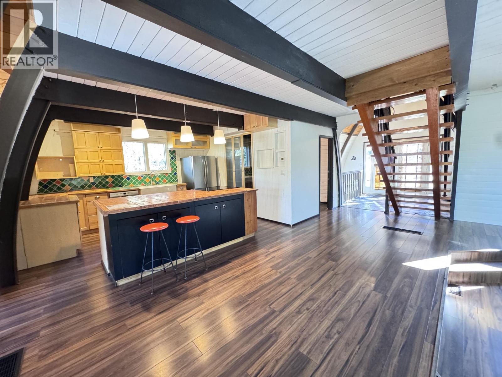 1105 TWELFTH Avenue - photo 2