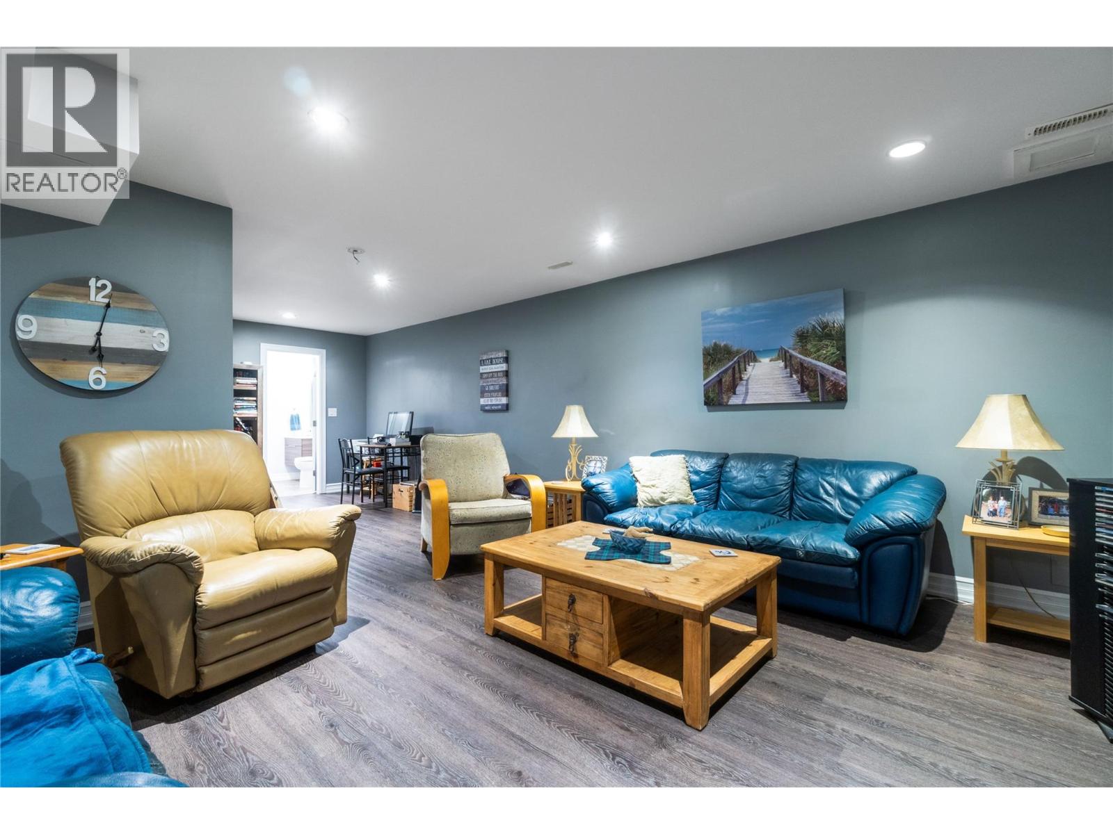 1040 14 Avenue SE, Salmon Arm