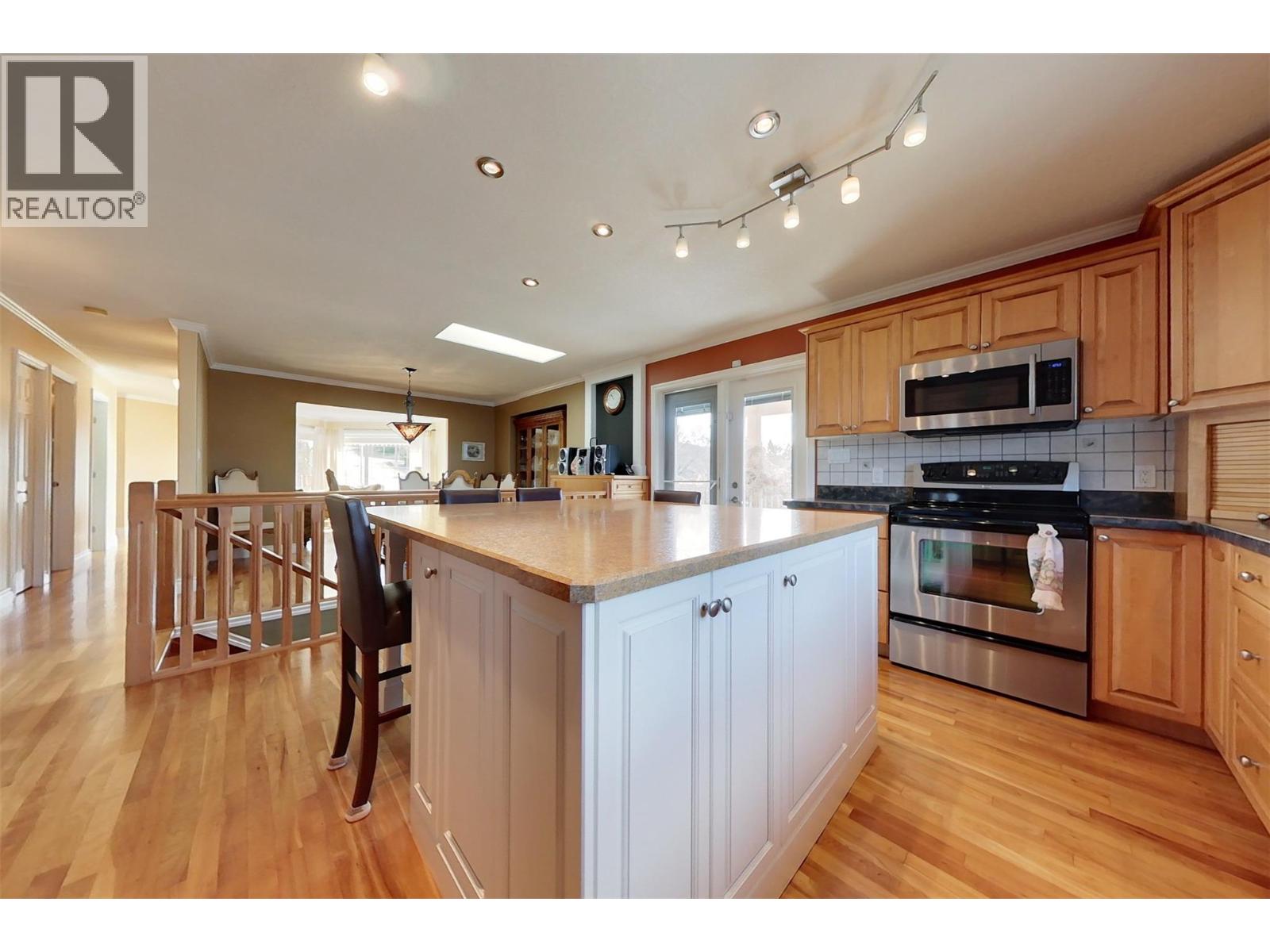 423 6th Avenue S, Creston