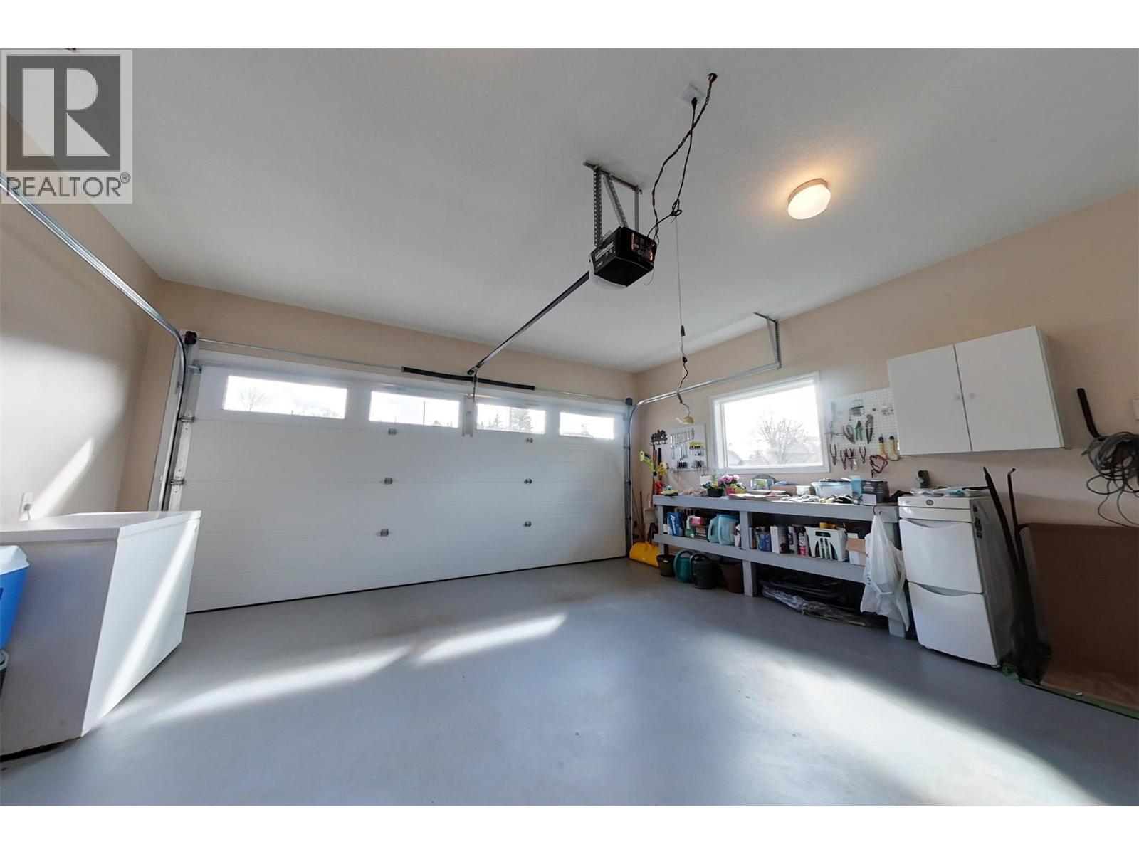 423 6th Avenue S, Creston