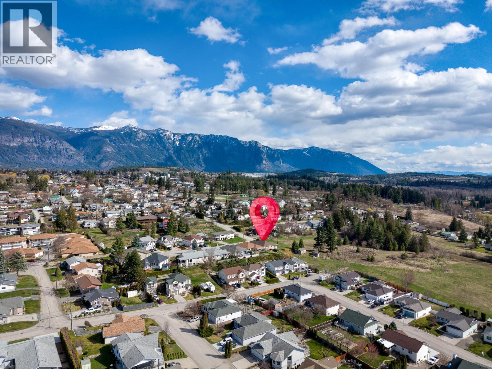 423 6th Avenue S, Creston