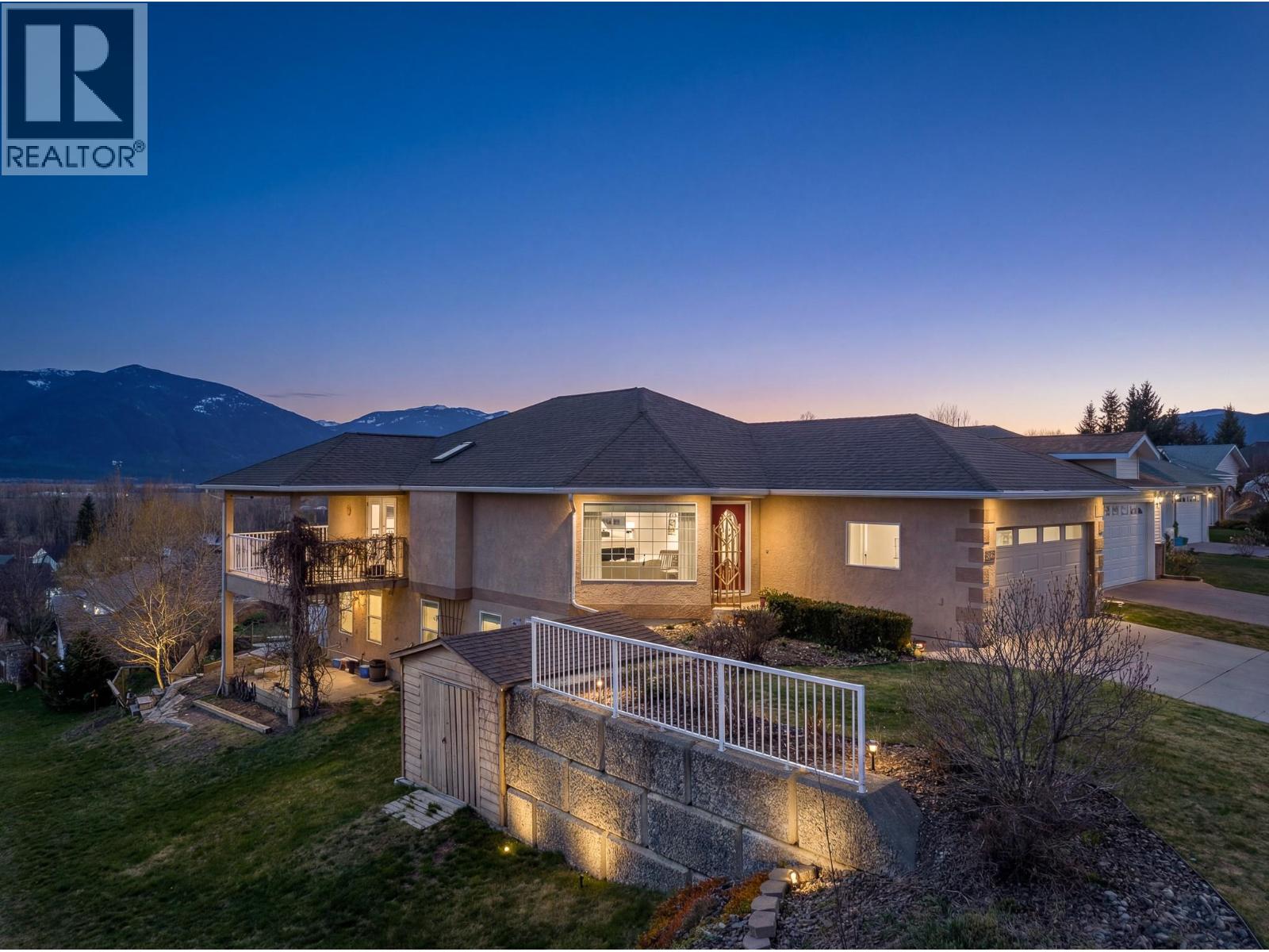 423 6th Avenue S - 2