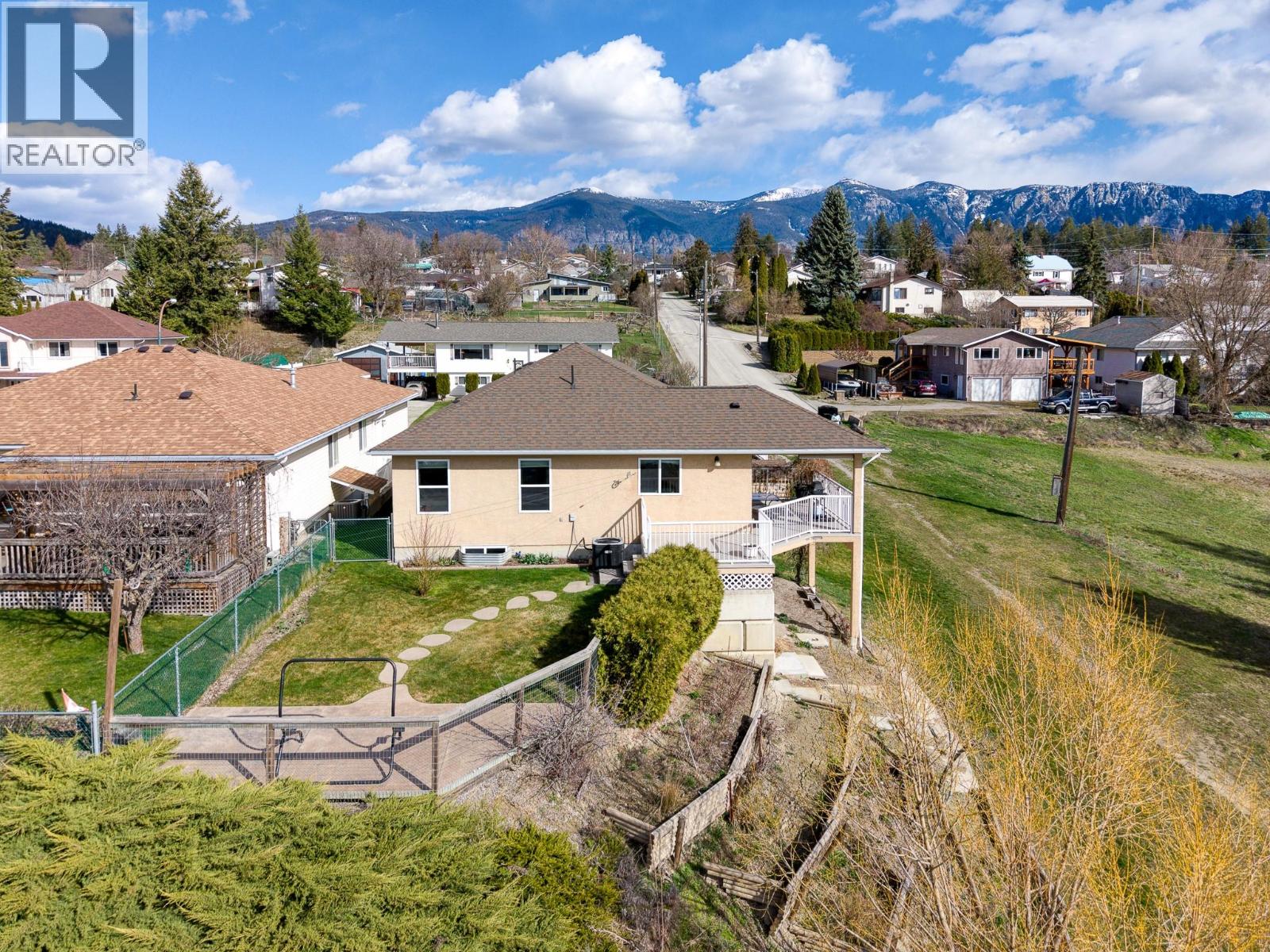 423 6th Avenue S, Creston