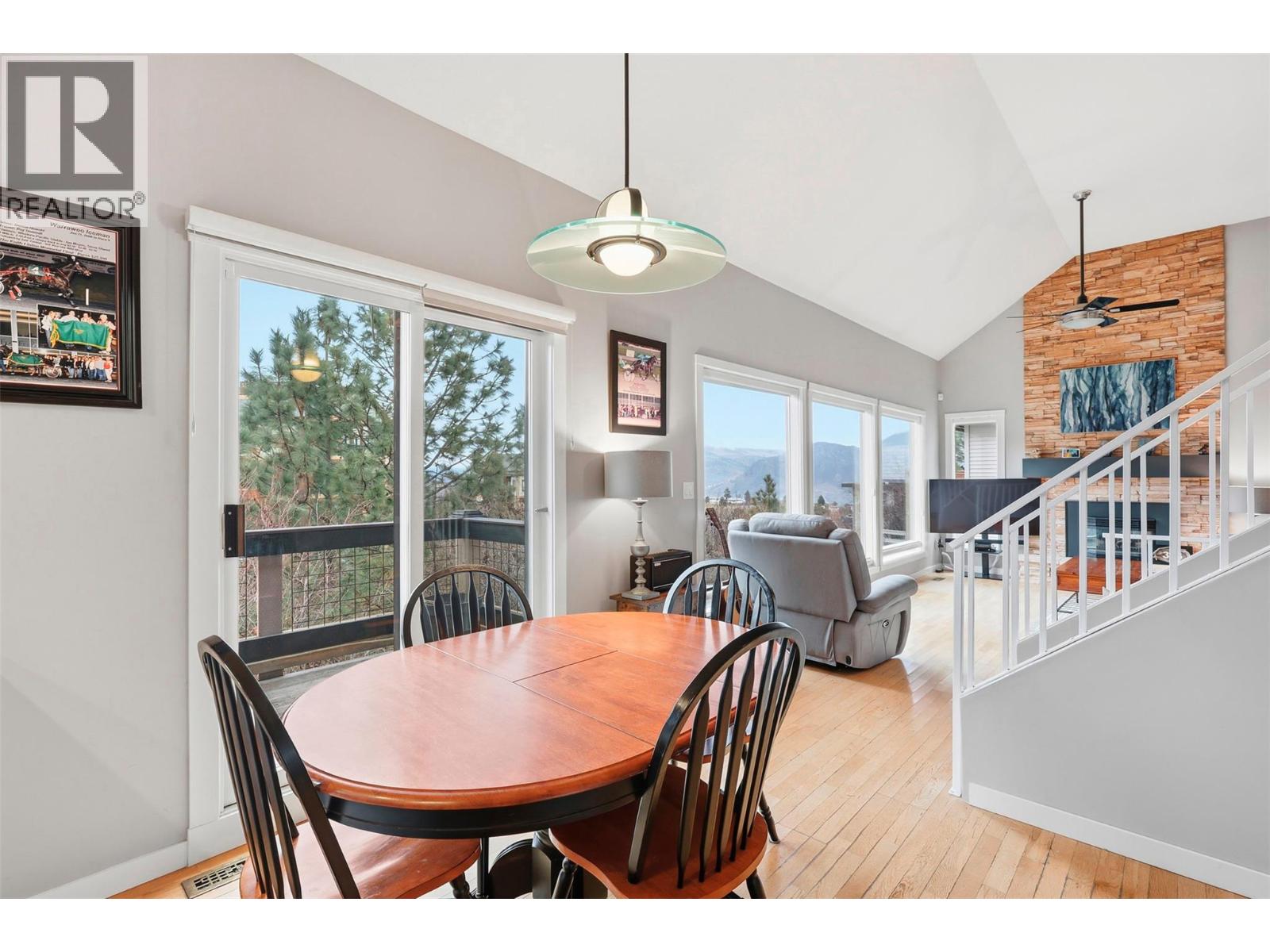 328 WHITESHIELD CRESCENT - 41