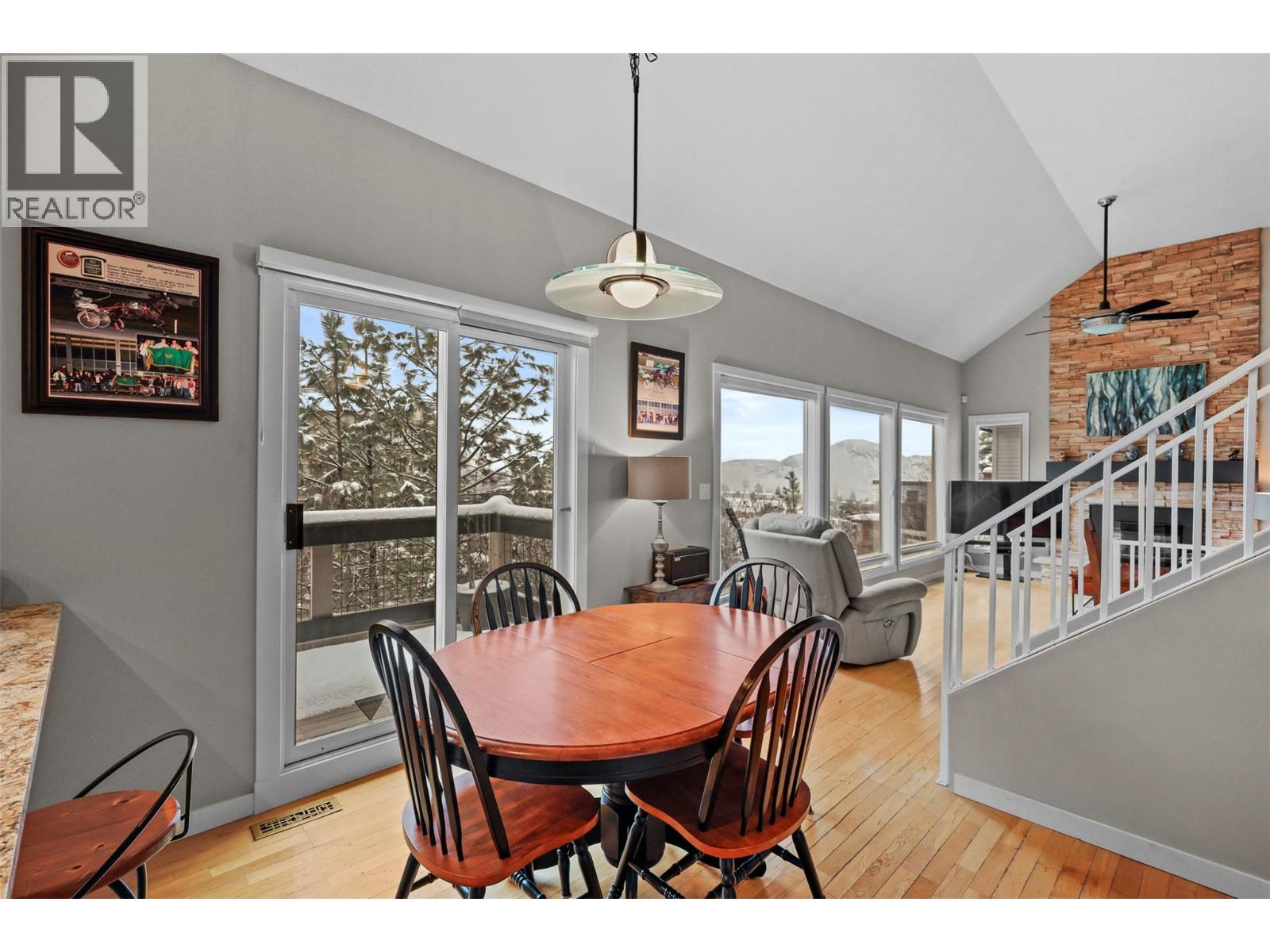 328 WHITESHIELD CRESCENT - 16