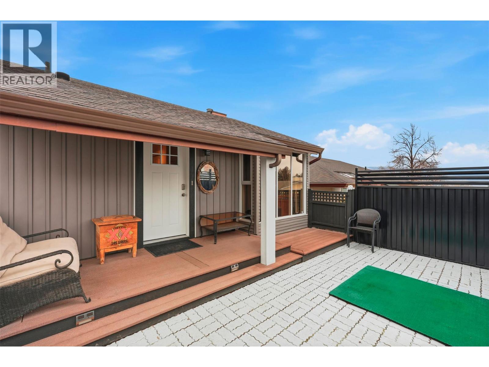 328 WHITESHIELD CRESCENT - Image 3