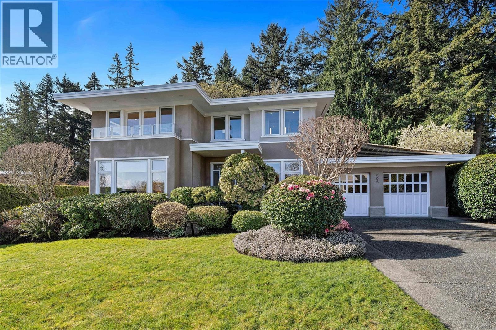  805 Del Monte Lane, Saanich