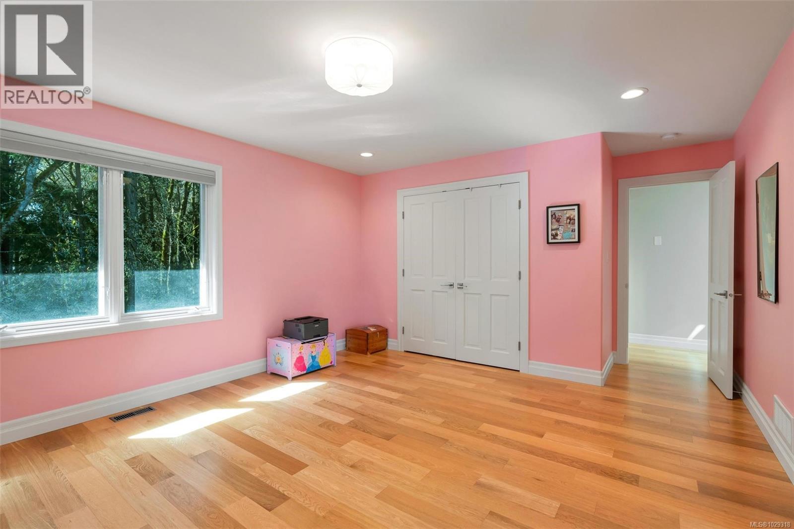  805 Del Monte Lane, Saanich