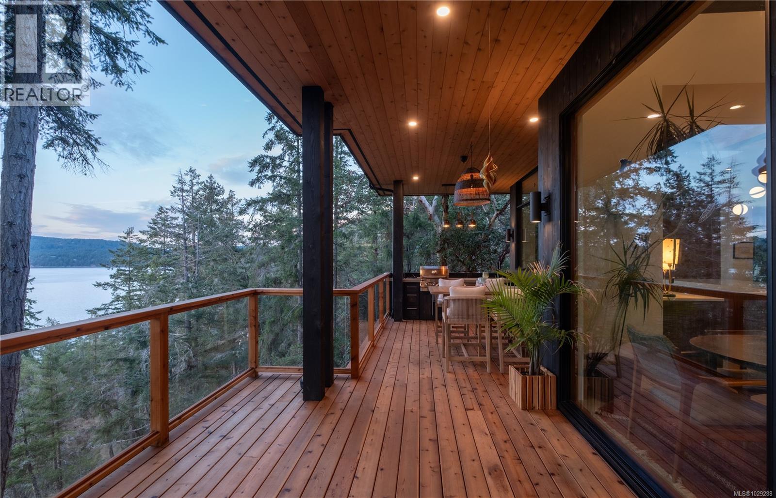  154 Narrows West Road, Salt Spring