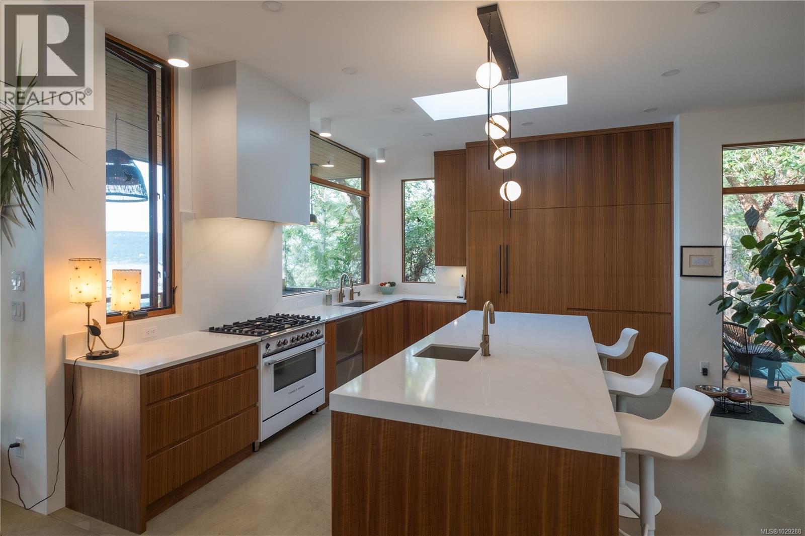 154 Narrows West Rd - 4