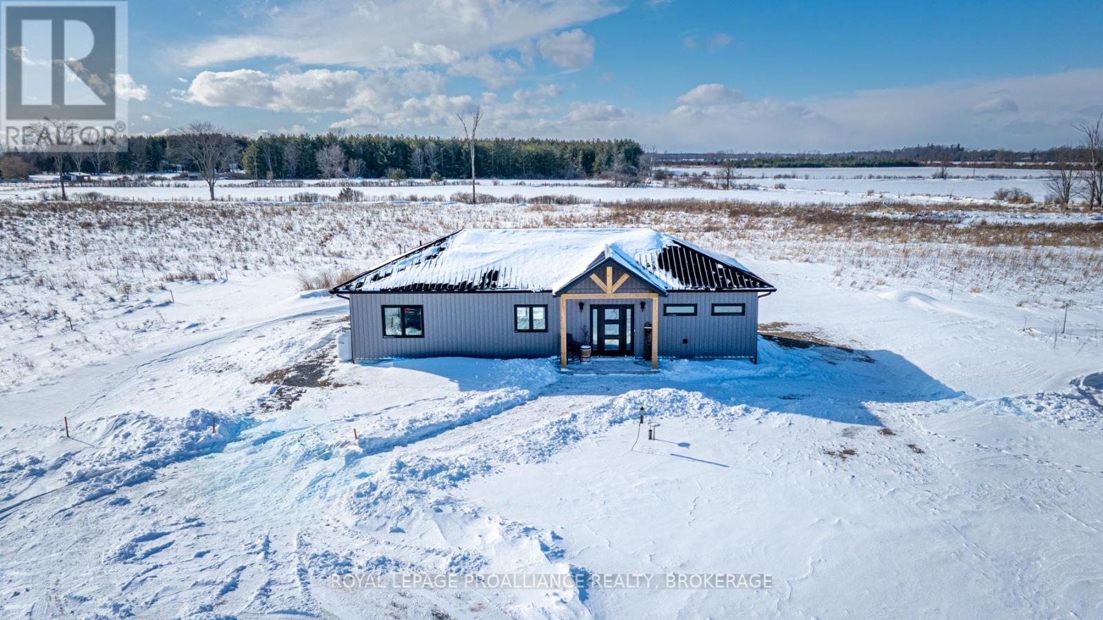 292 KYES ROAD, Front of Leeds & Seeleys Bay, Ontario