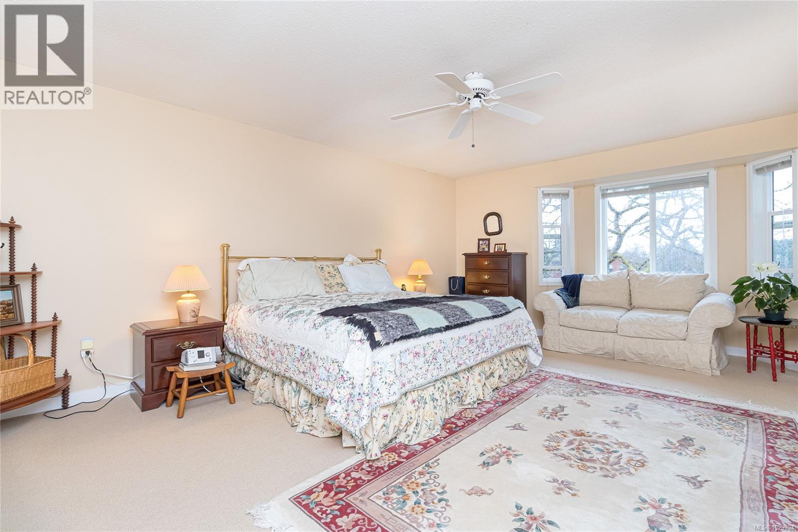 1041 BELMONT AVE - 21