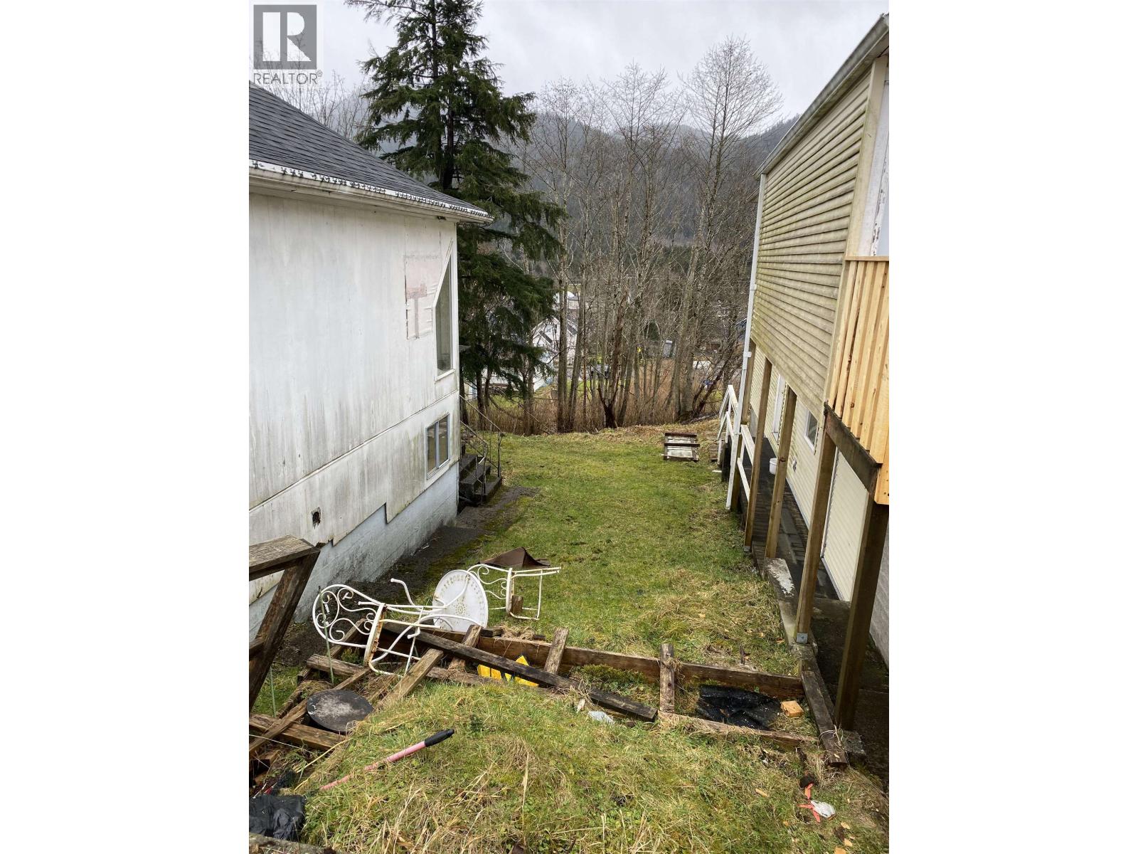 419 W 6TH AVENUE - 10