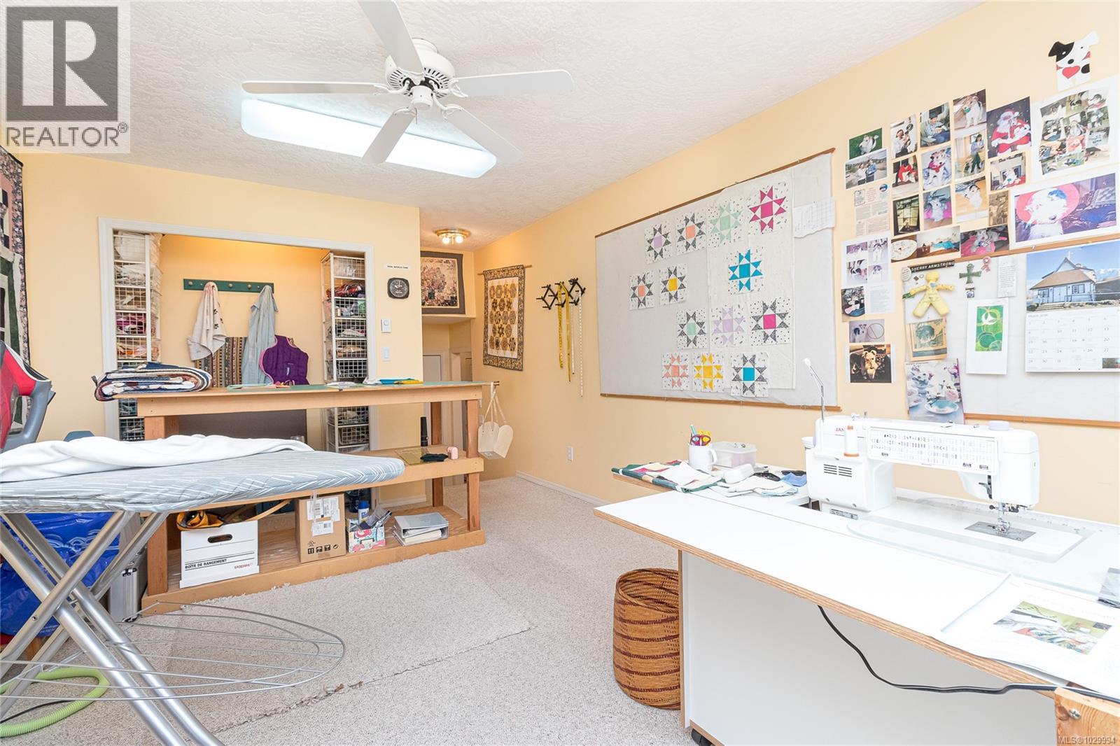 1041 BELMONT AVE - 27