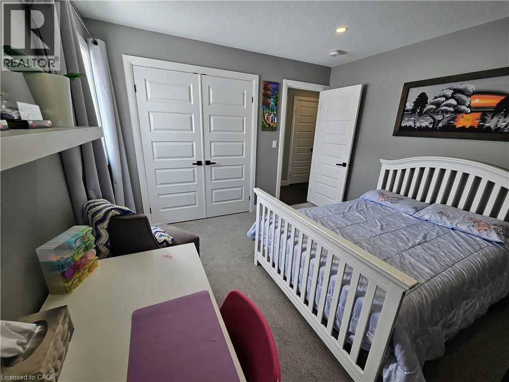 46 STONEBRIDGE PLACE - 31