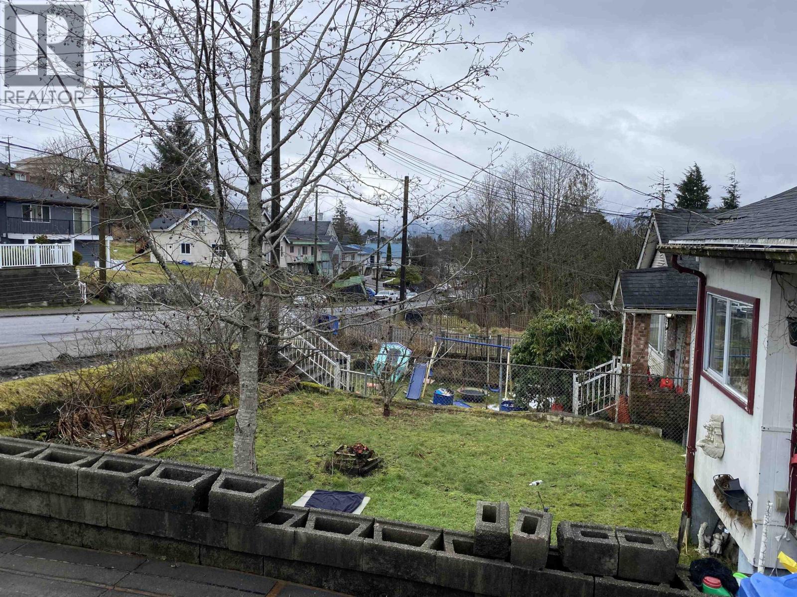 419 W 6TH AVENUE - 9