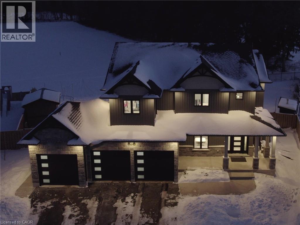 46 STONEBRIDGE PLACE - 46
