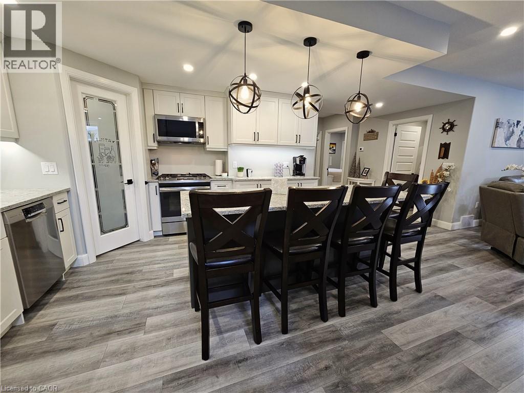 46 STONEBRIDGE PLACE - 34