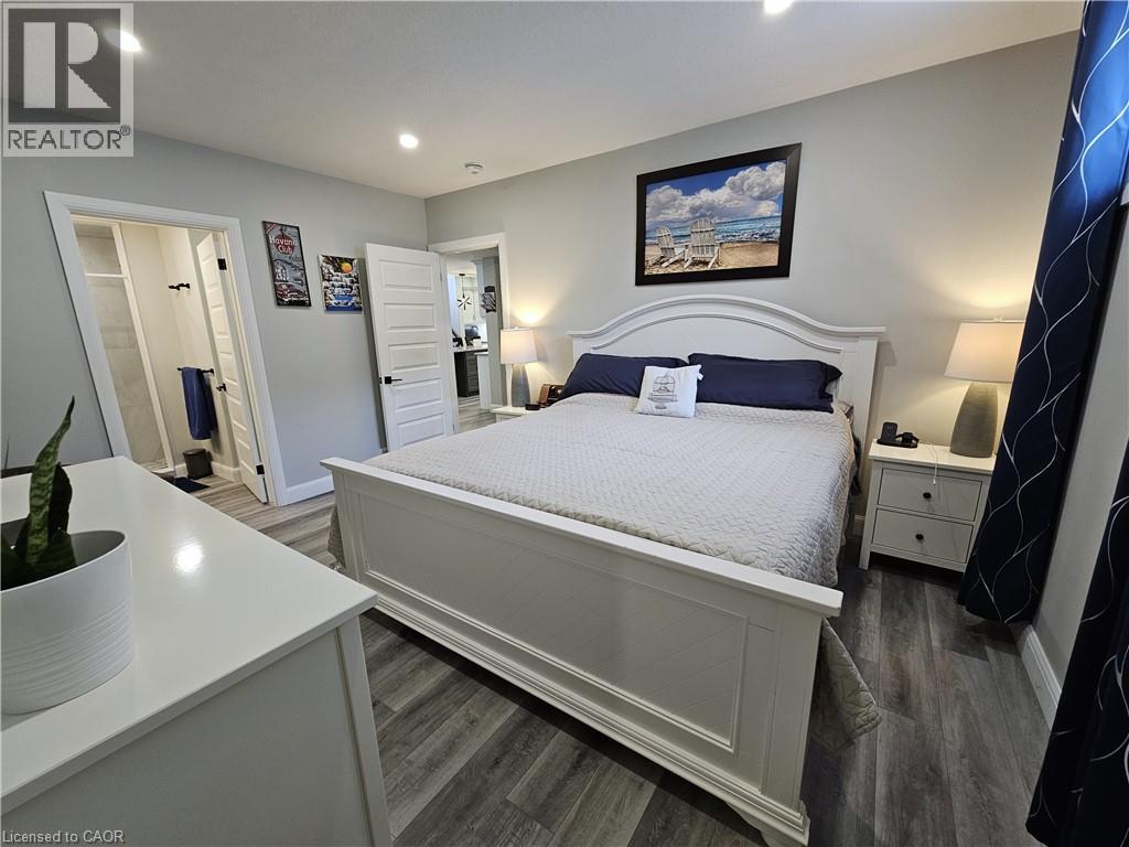 46 STONEBRIDGE PLACE - 41