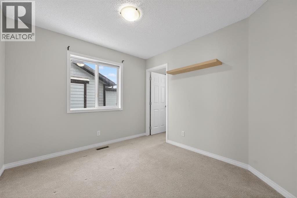 Single Family House for Sale in  Bridlecrest Street SW Bridlewood Calgary 