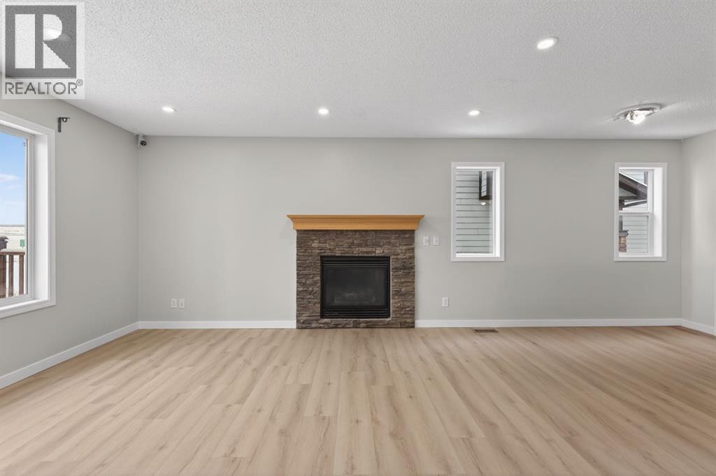 Single Family House for Sale in  Bridlecrest Street SW Bridlewood Calgary 